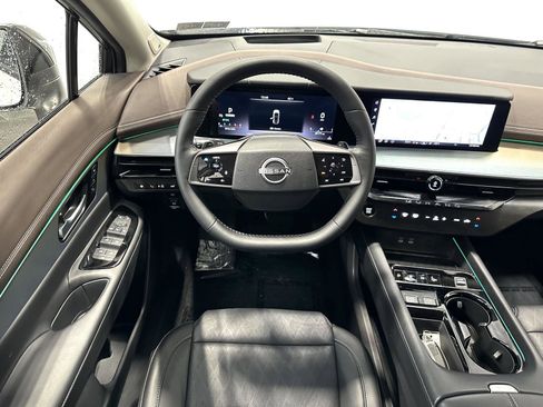 Used 2025 Nissan Murano Platinum w/ Cargo Package image 22