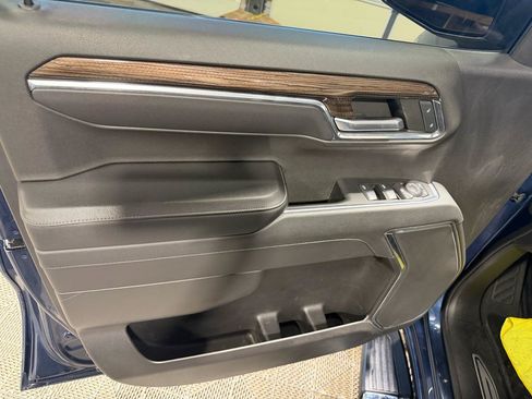 Used 2023 Chevrolet Silverado 1500 LT AWD/4WD image 26