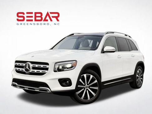 Used 2023 Mercedes-Benz GLB 250 w/ Premium Package image 1
