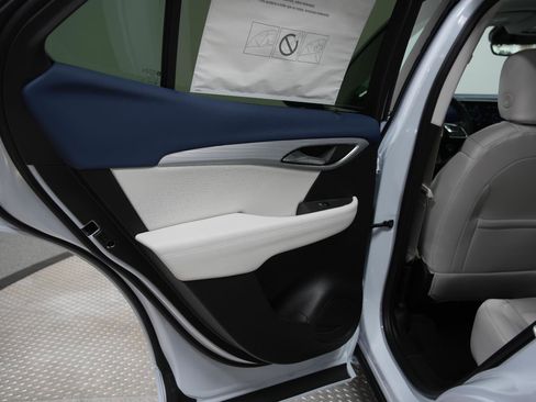 New 2026 Buick Envision Avenir image 21