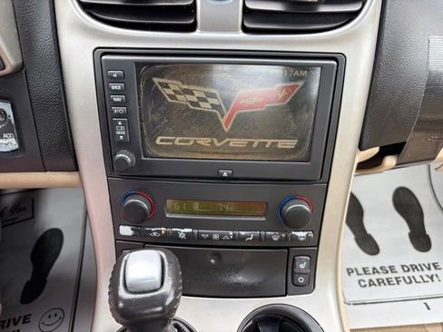 Used 2005 Chevrolet Corvette Coupe w/ Preferred Equipment Group RWD image 19