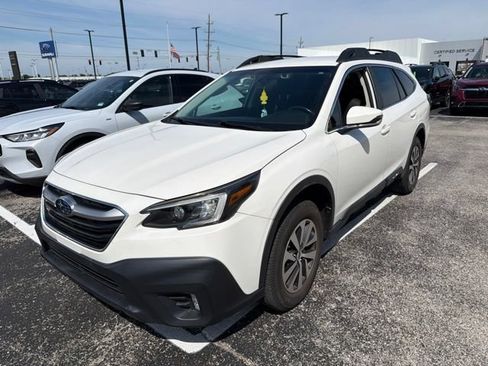 Used 2021 Subaru Outback Premium AWD/4WD image 2