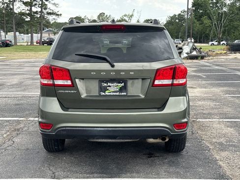 Used 2019 Dodge Journey SE w/ Premium Group FWD image 6
