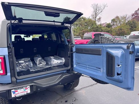 New 2025 Ford Bronco Badlands w/ Sasquatch Package image 39