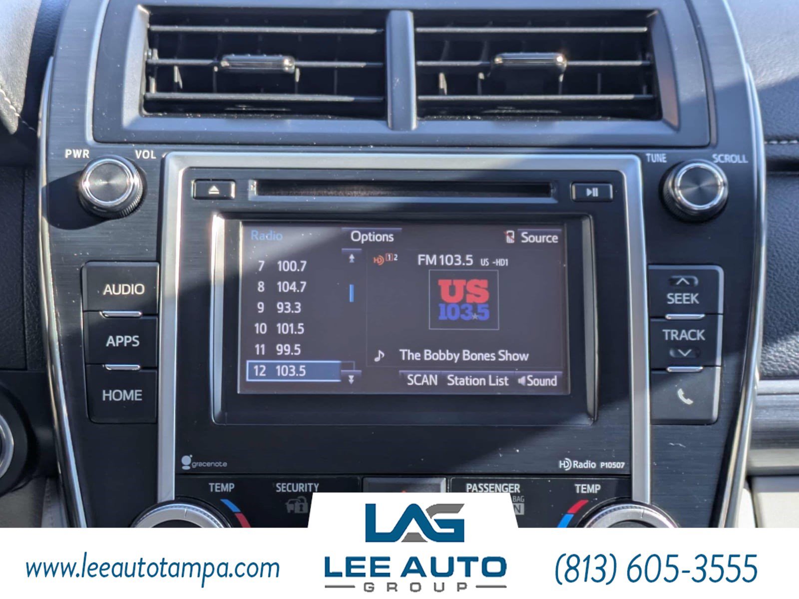 Used 2014 Toyota Camry XLE FWD image 16