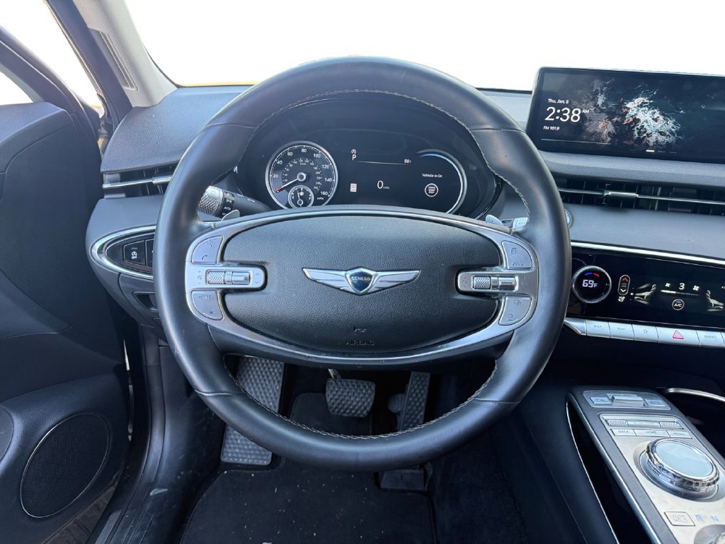 Used 2025 Genesis GV70 2.5T AWD/4WD image 13
