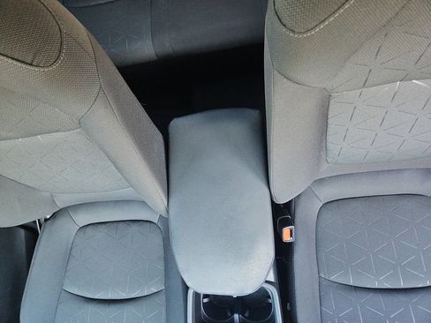 Used 2024 Toyota RAV4 XLE w/ Convenience Package image 19