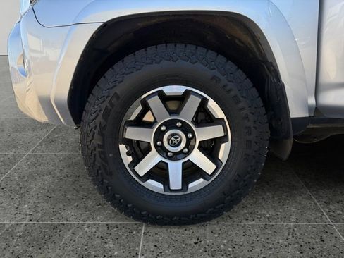 Used 2019 Toyota 4Runner TRD Off-Road Premium image 10