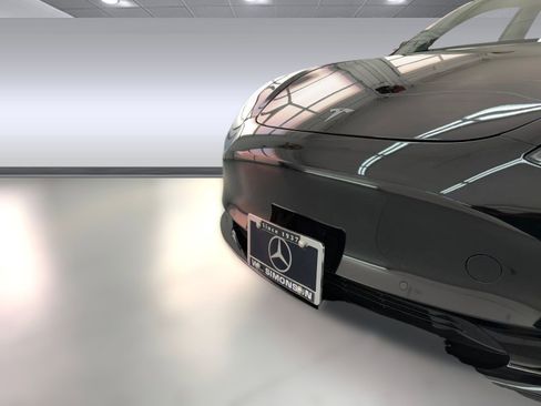 Used 2020 Tesla Model 3 Standard Range image 18