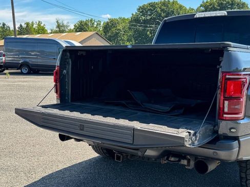 Used 2018 Ford F150 Raptor w/ Equipment Group 802A Luxury AWD/4WD image 22