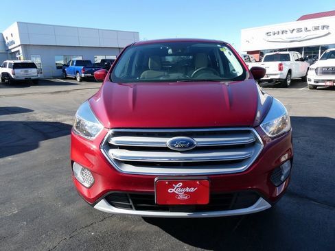 Used 2019 Ford Escape SE image 10