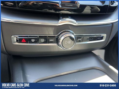 Used 2024 Volvo XC60 B5 Core w/ Protection Package Premier AWD/4WD image 30