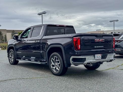 Used 2023 GMC Sierra 1500 SLT w/ SLT Premium Package image 6