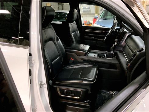 Used 2021 RAM 1500 Limited image 9