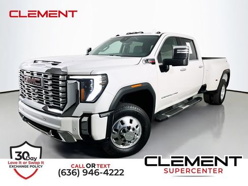 Used 2025 GMC Sierra 3500 Denali AWD/4WD image 1