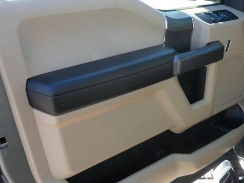 Used 2020 Ford F150 XLT w/ Equipment Group 302A Luxury image 16