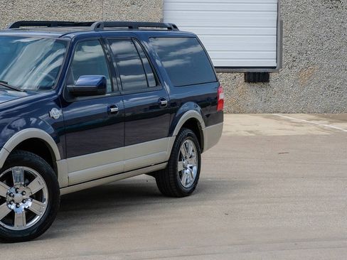 Used 2010 Ford Expedition EL 4WD image 7