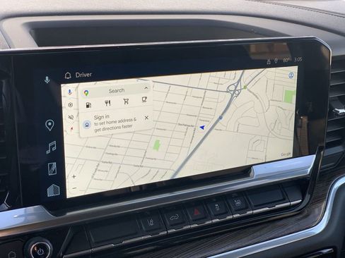 Used 2025 Chevrolet Silverado 2500 LT w/ Convenience Package image 12