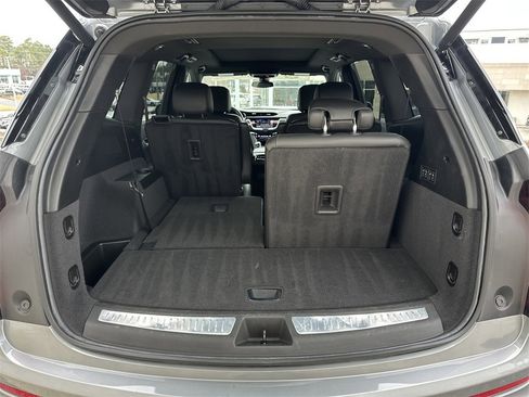 Certified 2025 Cadillac XT6 Premium Luxury image 19