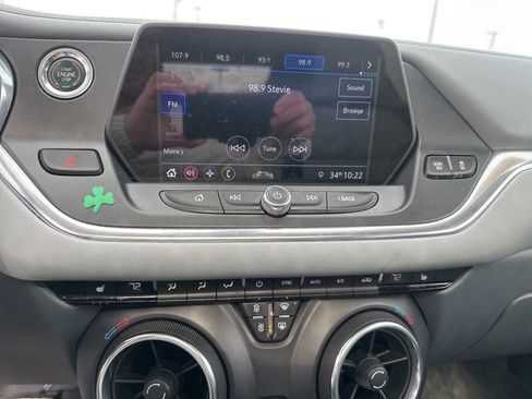 Used 2019 Chevrolet Blazer LT w/ Sun and Wheels Package AWD/4WD image 9