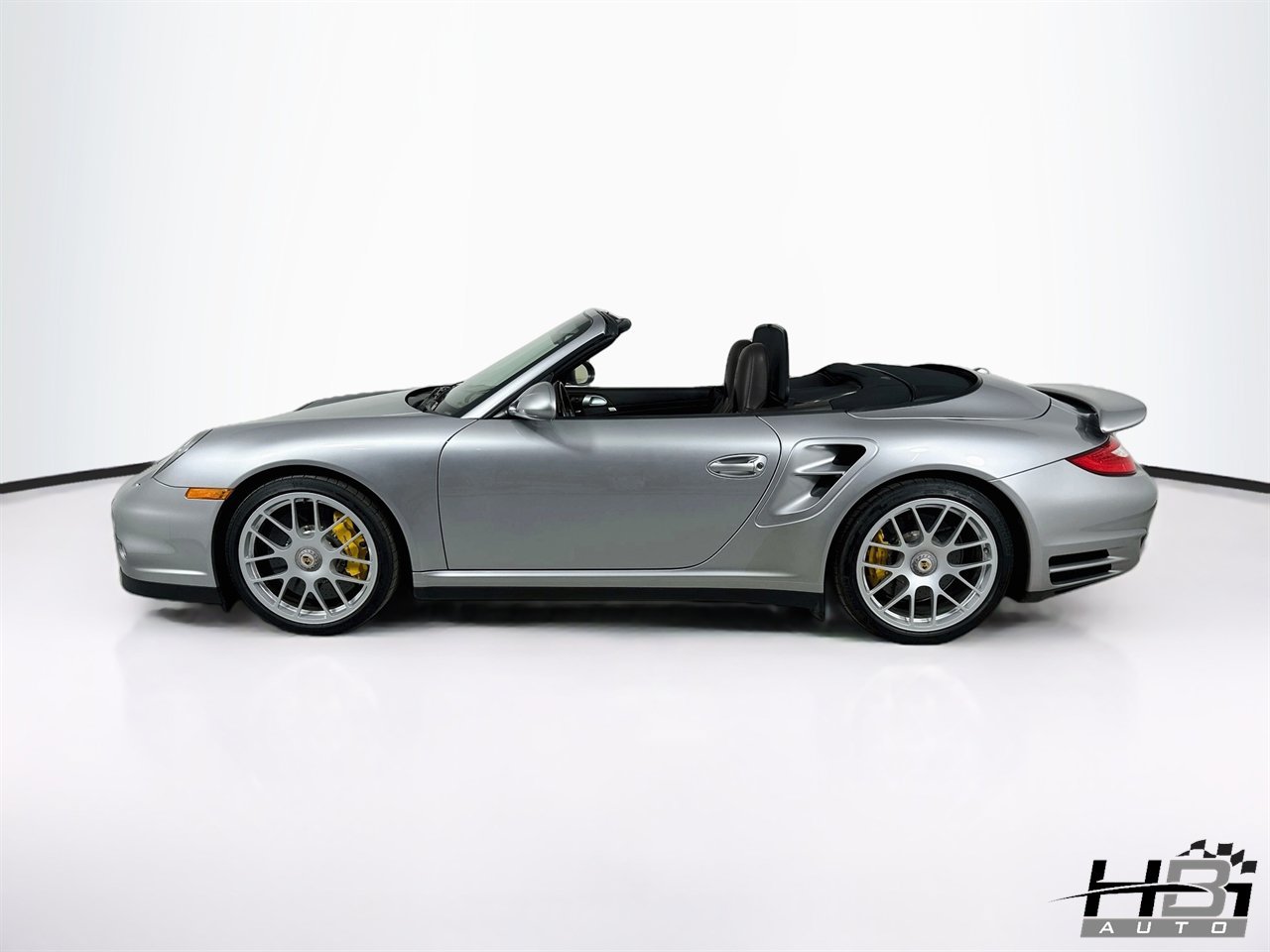 Used 2011 Porsche 911 Turbo AWD/4WD image 22