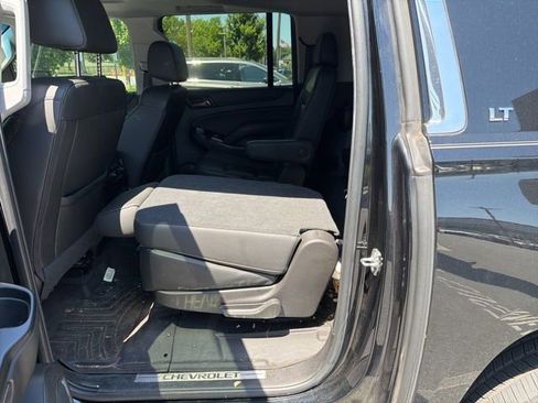 Used 2019 Chevrolet Suburban LT AWD/4WD image 14
