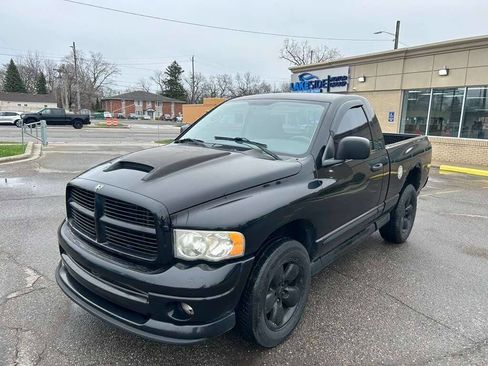 Used 2004 Dodge Ram 1500 Truck SLT w/ Sport Appearance Group image 1