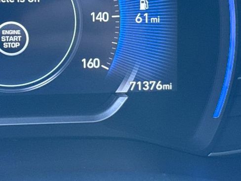 Used 2020 Hyundai Santa Fe Limited image 16