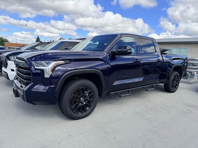 Used 2025 Toyota Tundra Limited w/ Nightshade Package