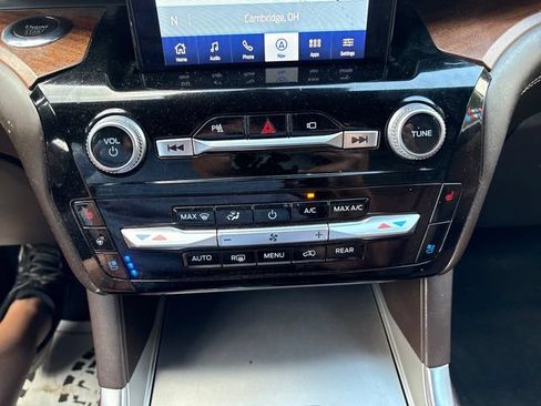 Used 2022 Ford Explorer King Ranch w/ Class IV Trailer Tow Package AWD/4WD image 16