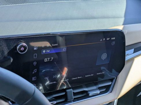 New 2026 Chevrolet Equinox ACTIV AWD/4WD image 30