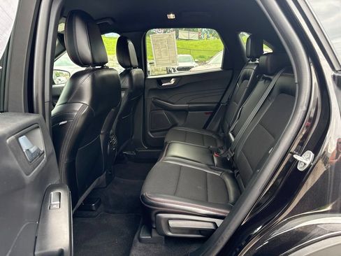 Used 2025 Ford Escape ST-Line AWD/4WD image 18