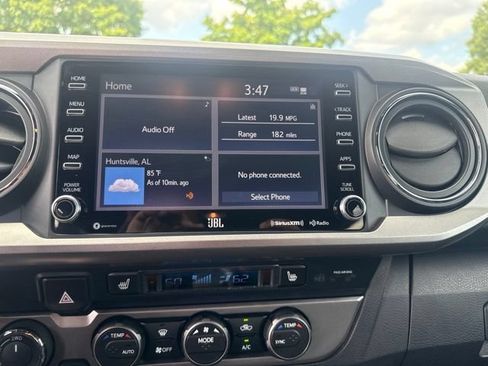 Used 2020 Toyota Tacoma Limited AWD/4WD image 34