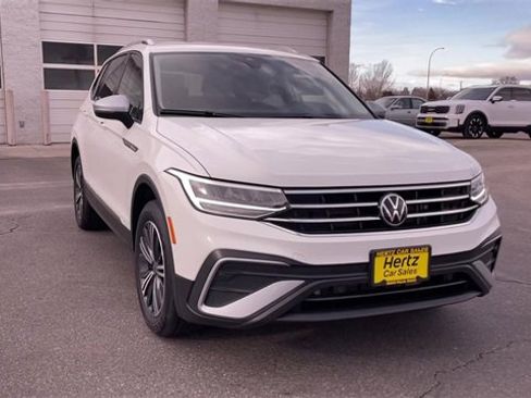 Used 2024 Volkswagen Tiguan Wolfsburg Edition image 4
