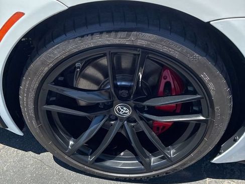 Used 2020 Toyota Supra Launch Edition w/ Driver Assist Package RWD image 12