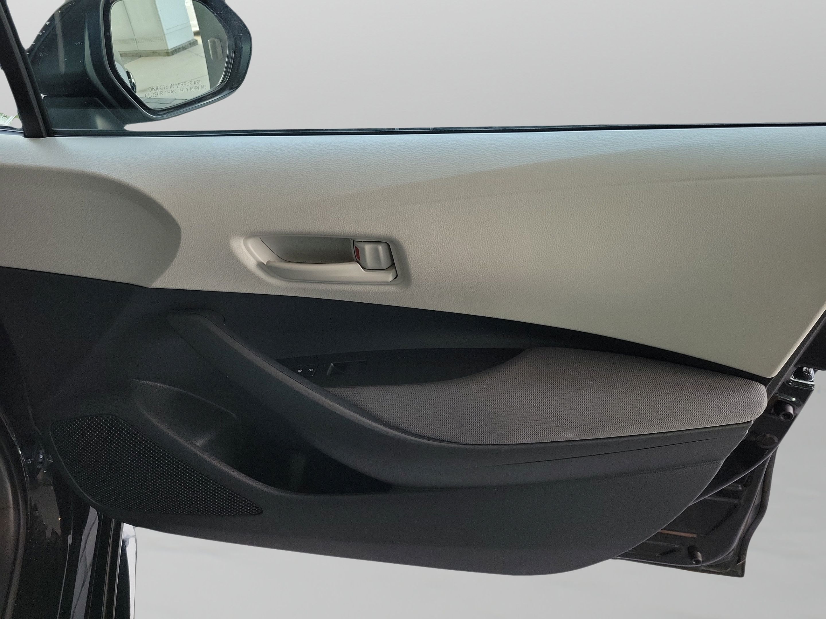 Certified 2026 Toyota Corolla LE FWD image 27