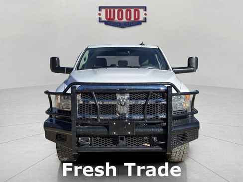 Used 2015 RAM 3500 SLT w/ Luxury Group image 2