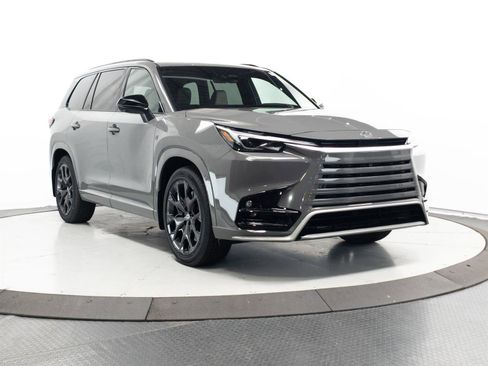 New 2026 Lexus TX 500h AWD image 1