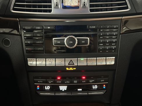 Used 2014 Mercedes-Benz E 550 Cabriolet image 26