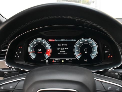 Used 2021 Audi SQ8 Prestige image 32