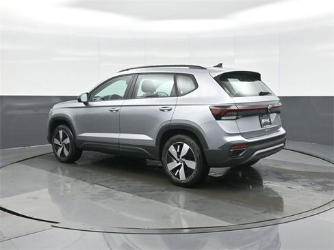 New 2026 Volkswagen Taos S image 5
