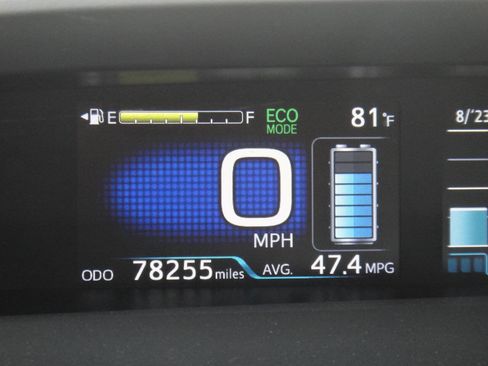 Used 2018 Toyota Prius Two w/ Prius Two Safety Plus Package image 14