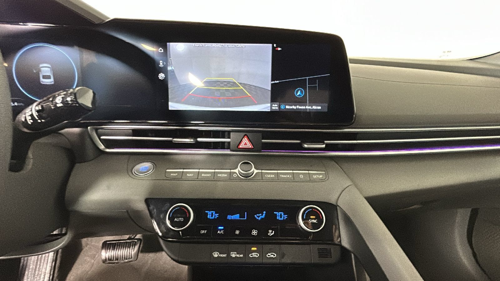 Certified 2024 Hyundai Elantra SEL FWD image 29