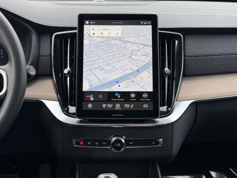 New 2026 Volvo XC90 B5 Plus image 13