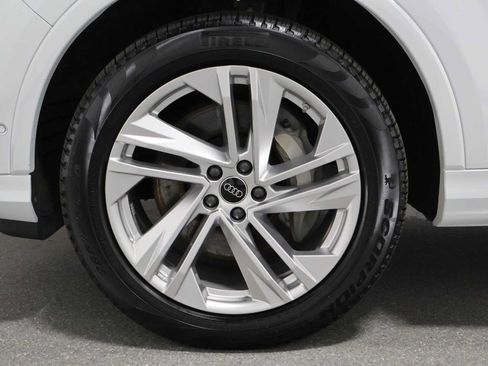 Used 2023 Audi Q7 3.0T Prestige w/ Prestige Package AWD/4WD image 38