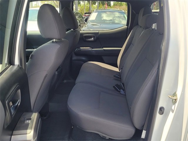 Used 2018 Toyota Tacoma TRD Sport w/ Technology Package RWD image 11