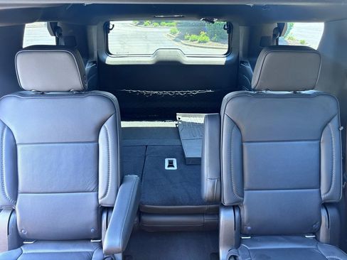 Used 2021 GMC Yukon Denali w/ Advanced Technology Package AWD/4WD image 28