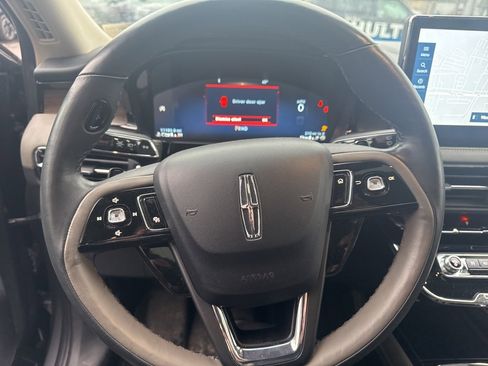 Used 2023 Lincoln Corsair Reserve w/ Equipment Group 201A image 10