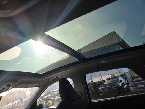 New 2025 Audi Q5 Prestige image 21