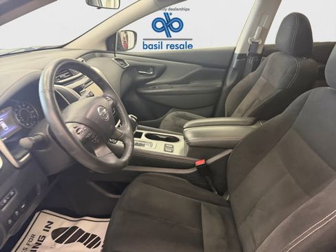 Used 2019 Nissan Murano SV image 9